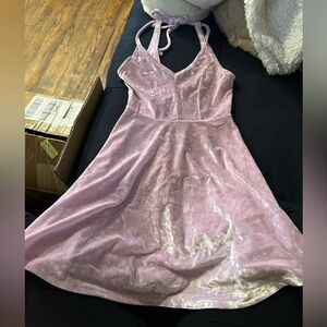 🩷 empyre velvet dress